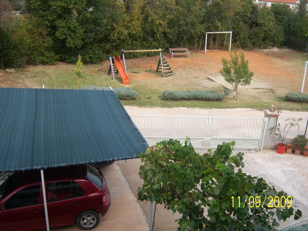 Apartments Cerin Fažana Стая снимка